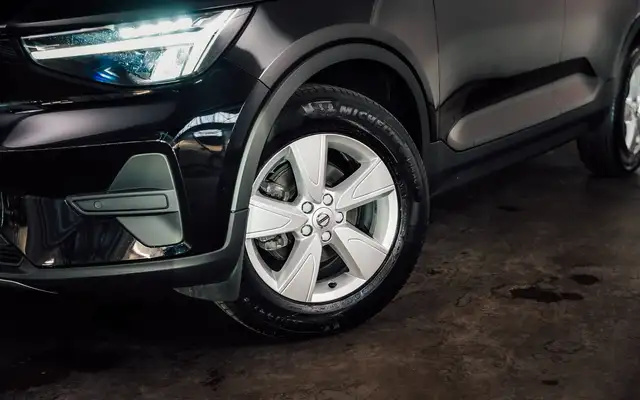 Volvo XC40 view 6