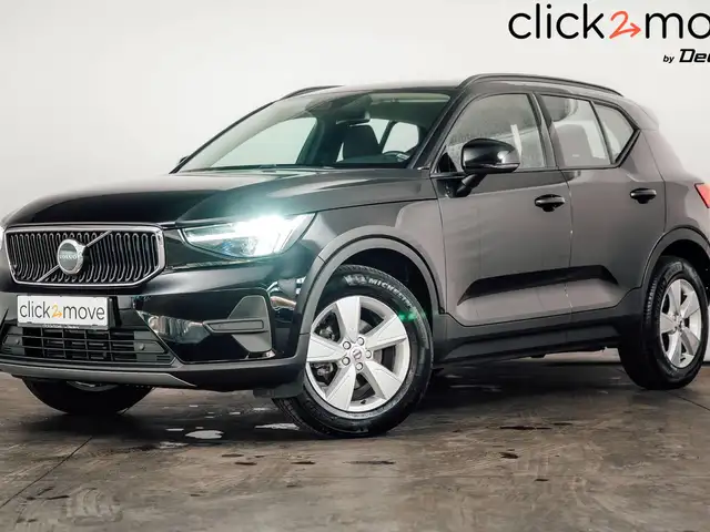 2022 Volvo XC40 in Black for sale