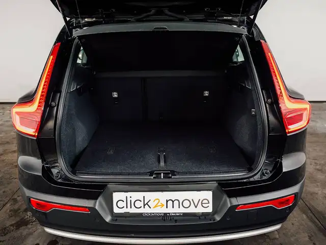 Volvo XC40 view 7