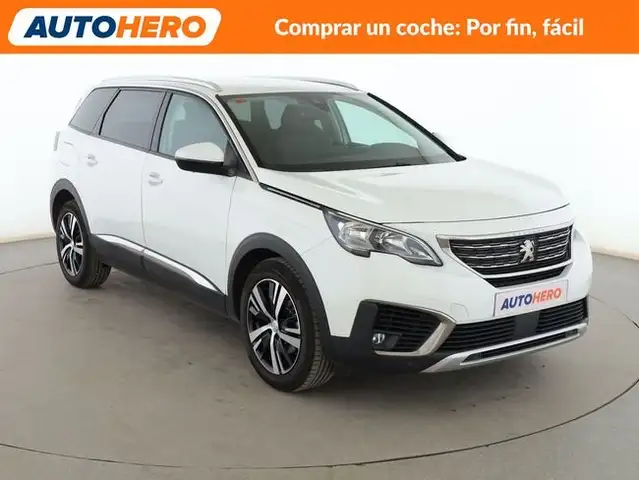 Peugeot 5008 view 8