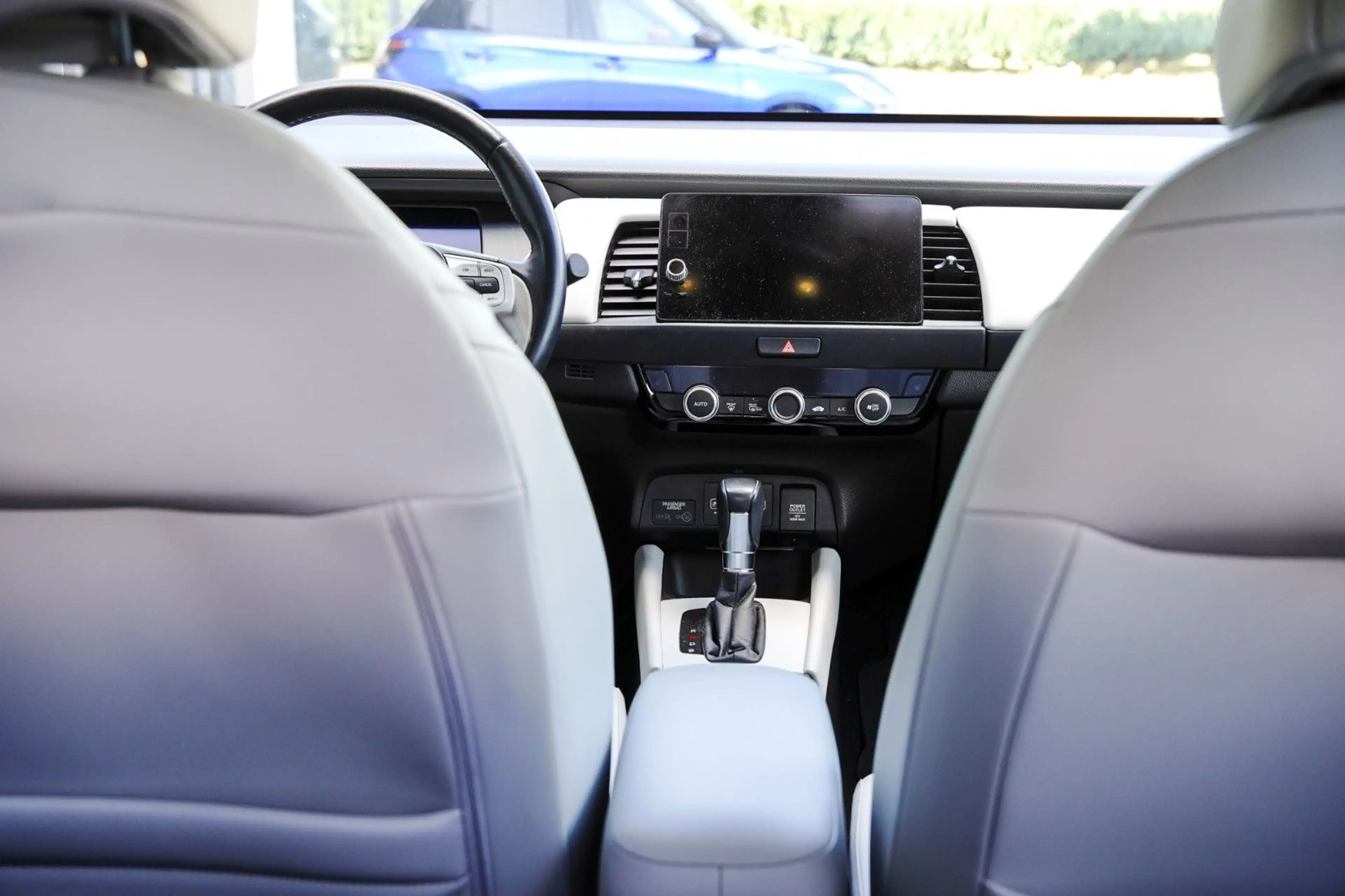 Honda Jazz e:HEV 1.5i-MMD Executive -mit AHK! — photo 12