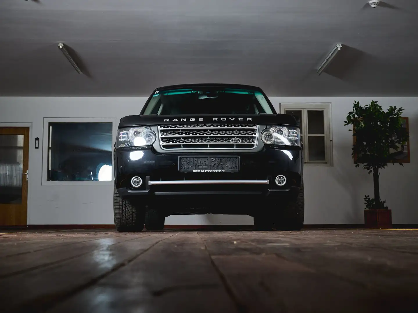 Land Rover Range Rover TDV8 Vogue Schwarz - 2
