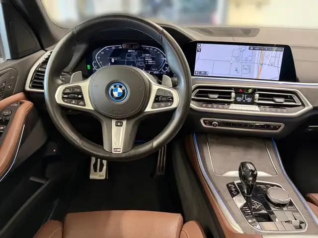 BMW X5 view 8