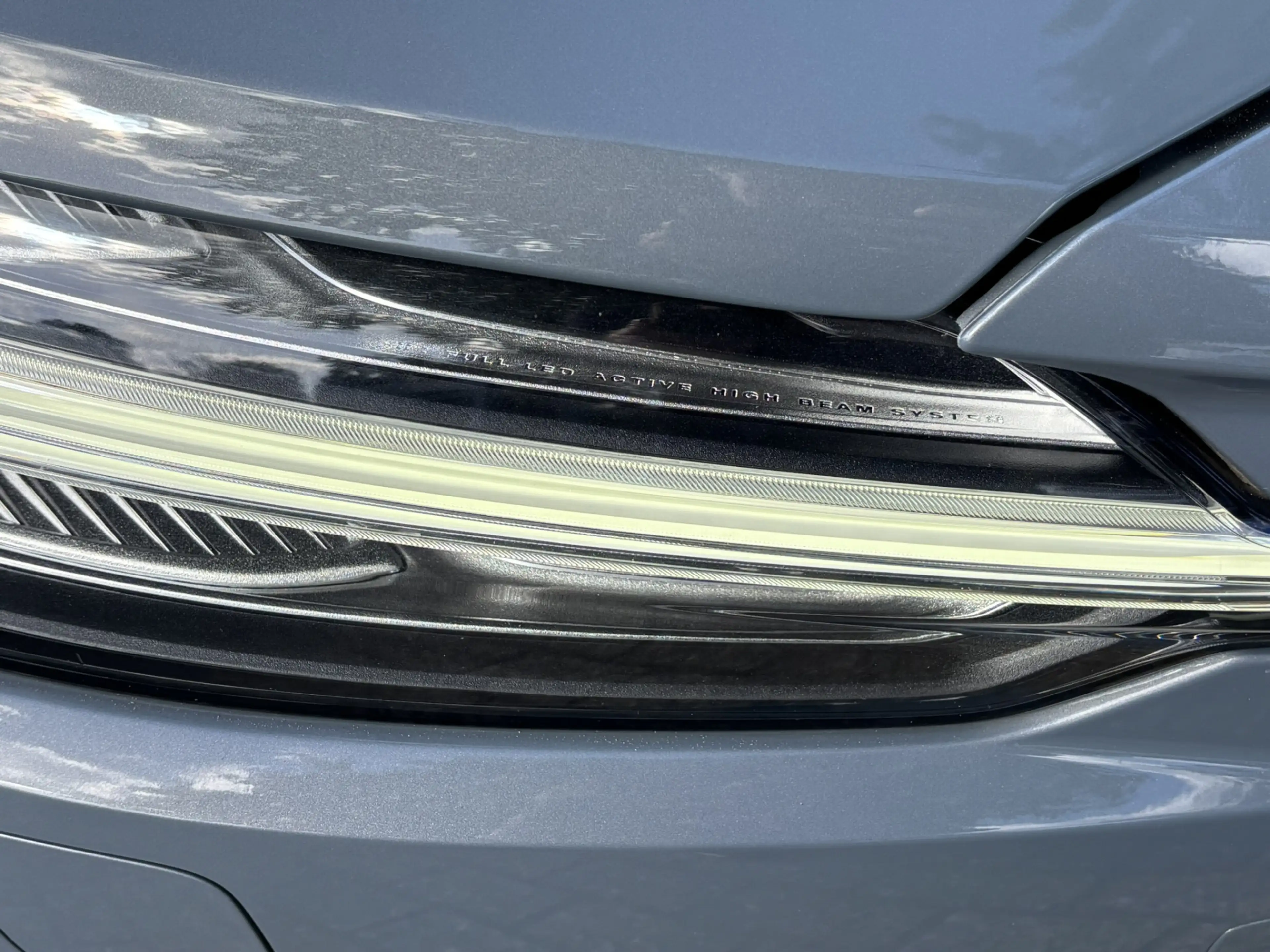 Volvo V60 T8 455pk AWD Ultimate Bright Pano Keyless HeadUp — photo 29