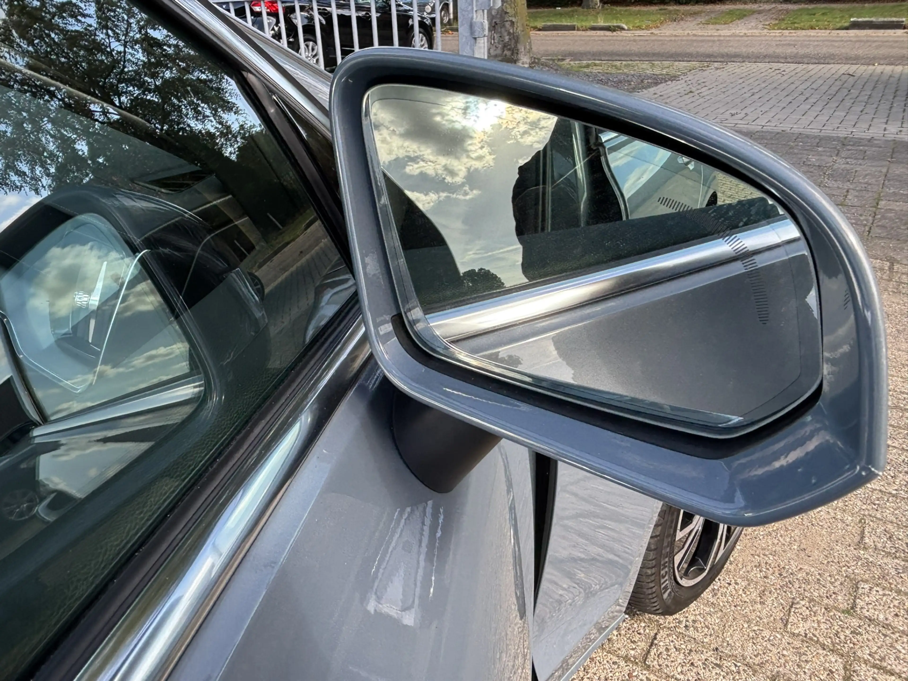 Volvo V60 T8 455pk AWD Ultimate Bright Pano Keyless HeadUp — photo 28