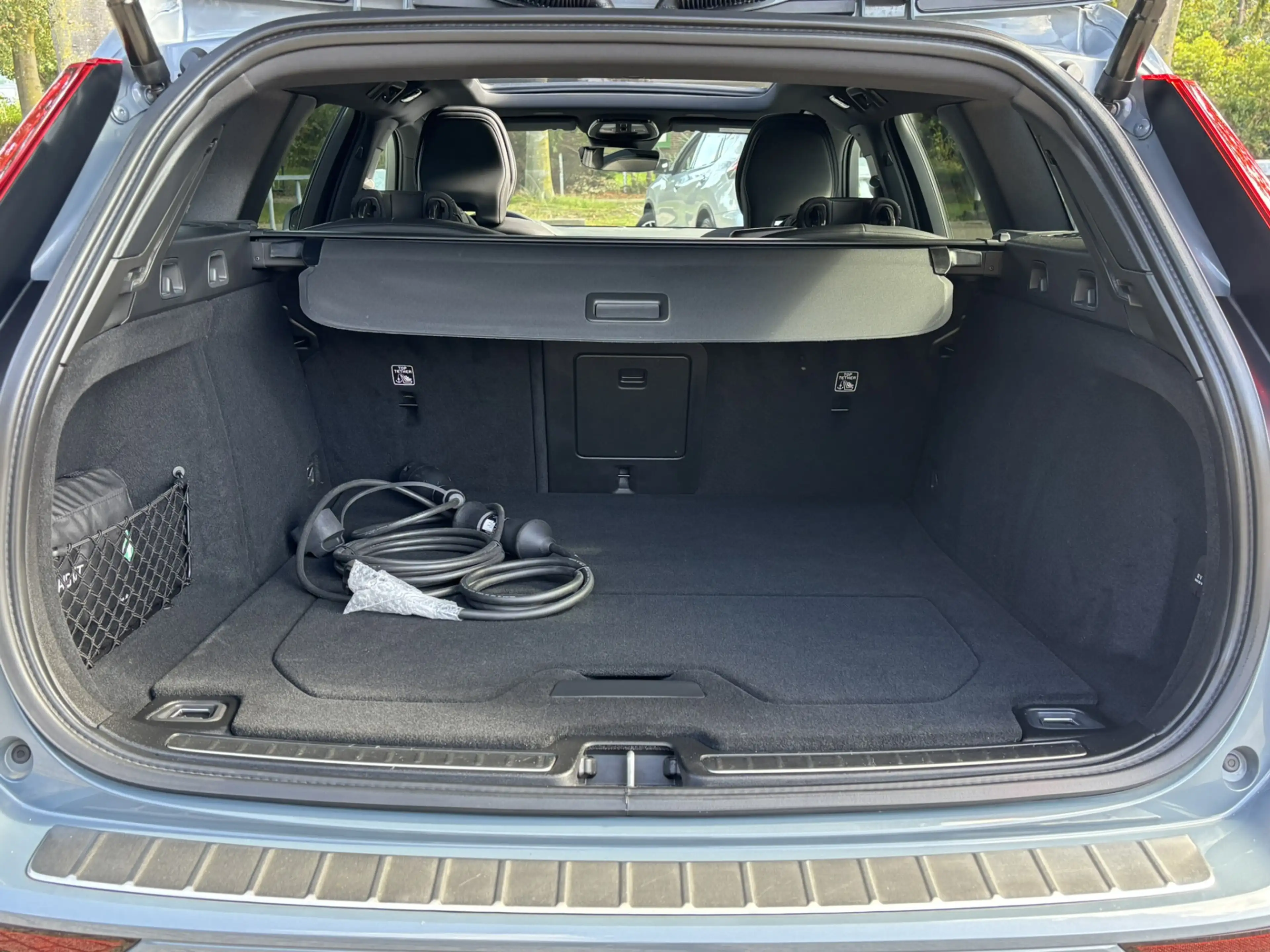 Volvo V60 T8 455pk AWD Ultimate Bright Pano Keyless HeadUp — photo 12