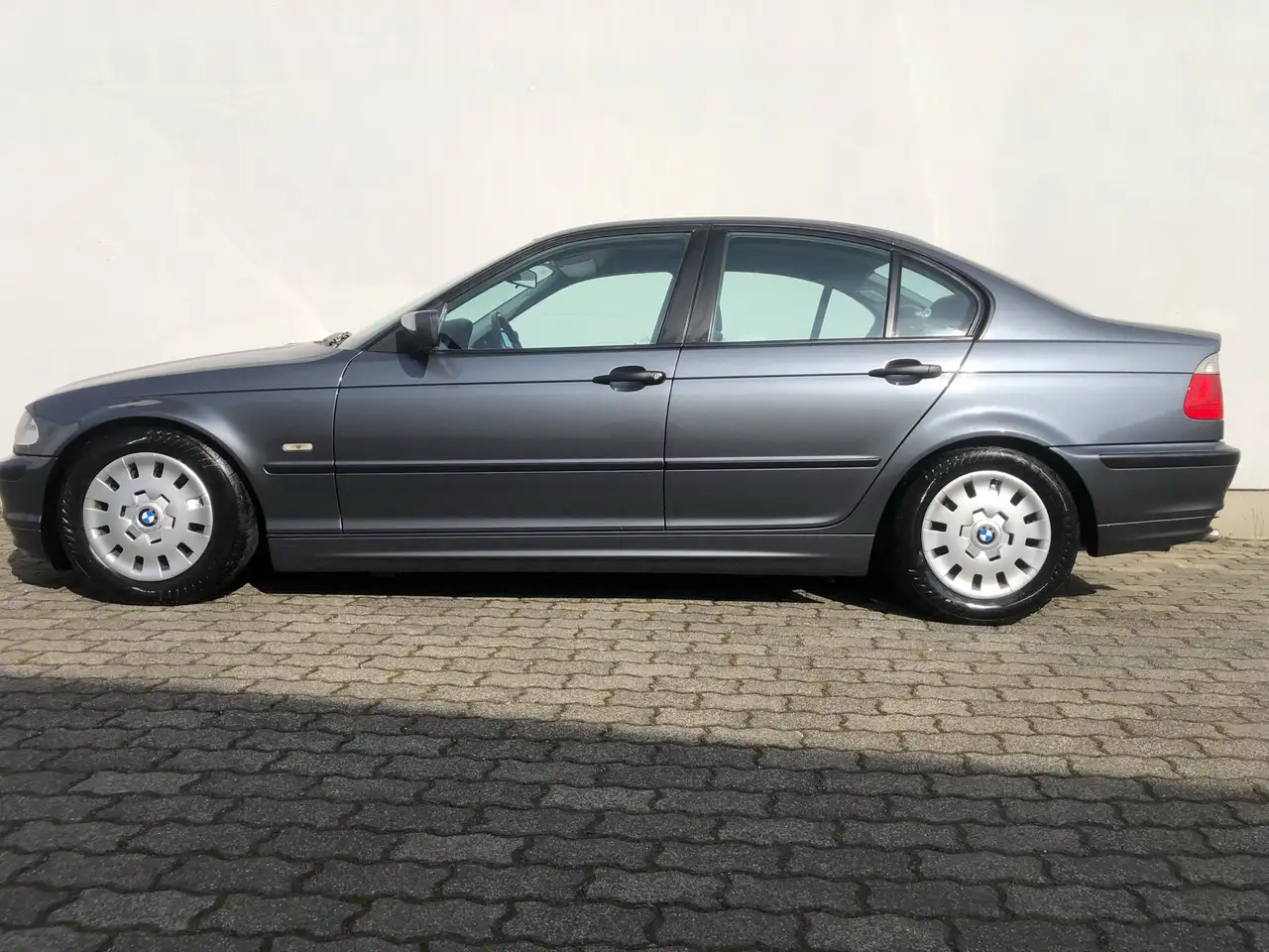 BMW 318i E46 Limosine Klimaautomatik/LM/TÜV NEU..., foto 1