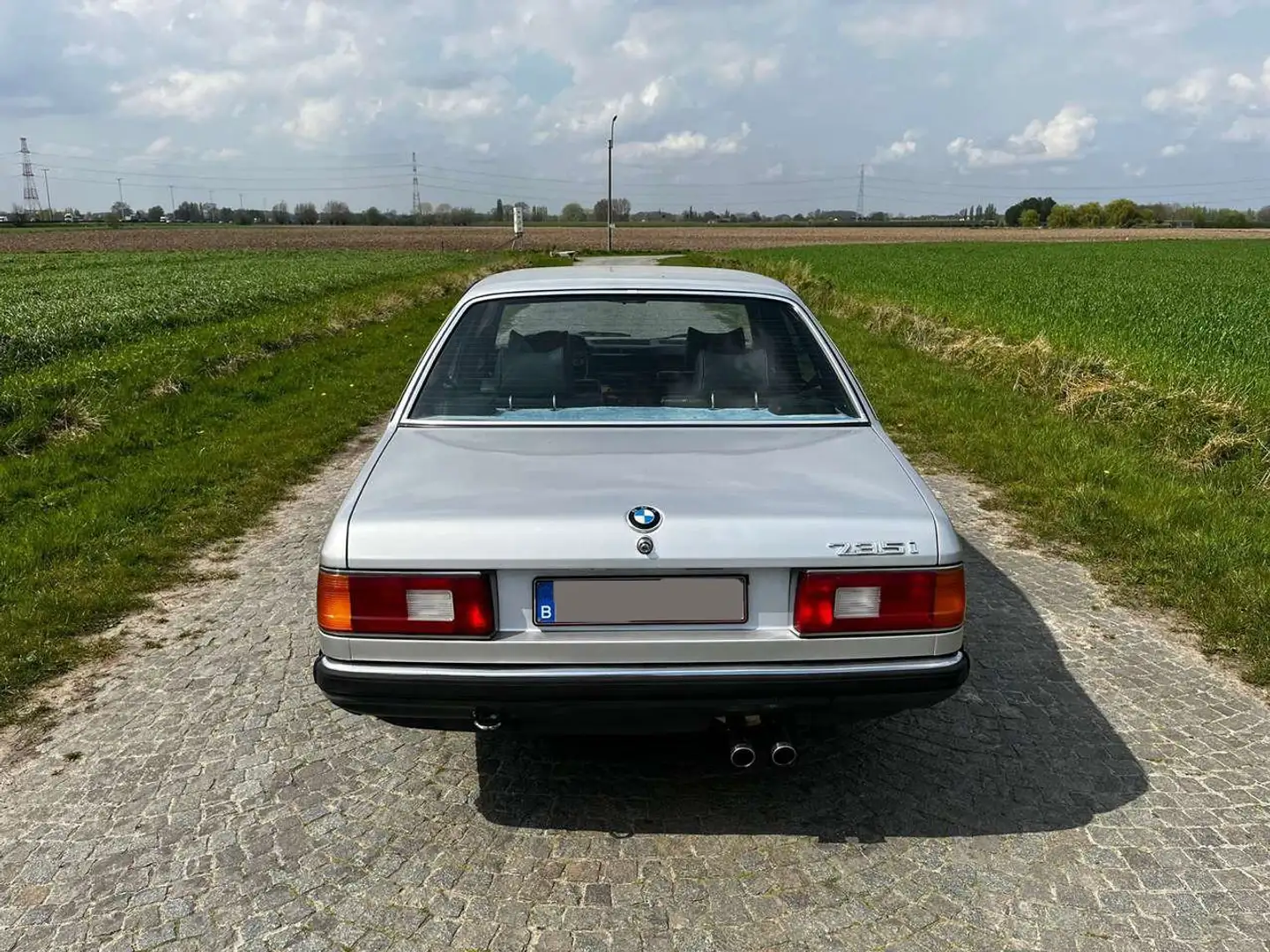 BMW 735 735i Silber - 2