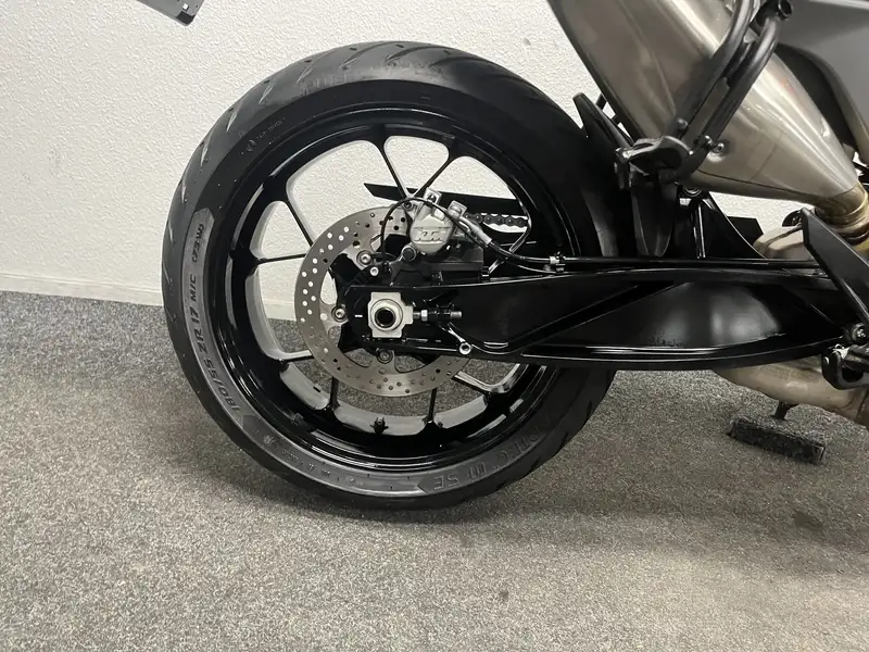 KTM 790 Duke - foto 8