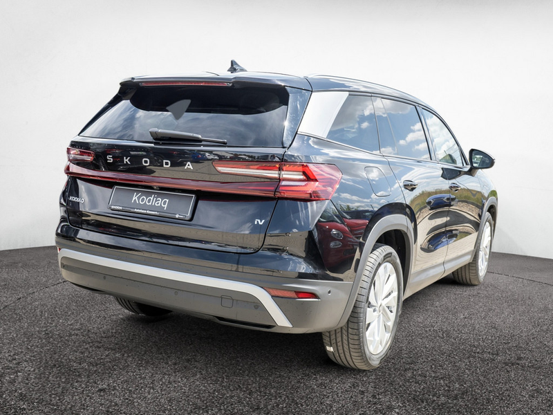 Skoda Kodiaq 1.5 TSI iV Selection AHK ACC HUD 360° — photo 3