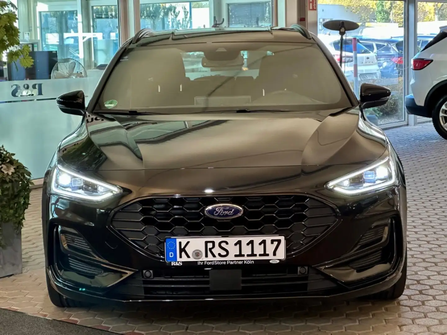 Ford Focus Turnier ST-Line X+Automatik+Kamera+B&O Schwarz - 2