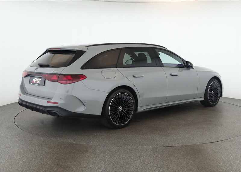 Mercedes-Benz E 450 d T 4M AMG Premium+ DIGITAL Pano STHZ AHK — photo 5