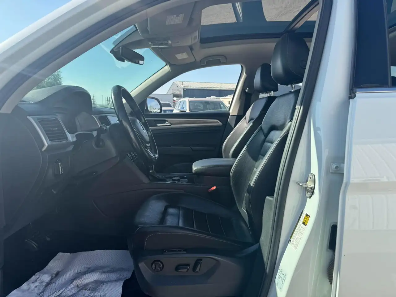 Volkswagen Atlas снимка Volkswagen Atlas