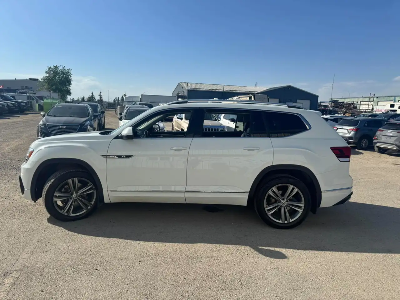 Volkswagen Atlas снимка Volkswagen Atlas