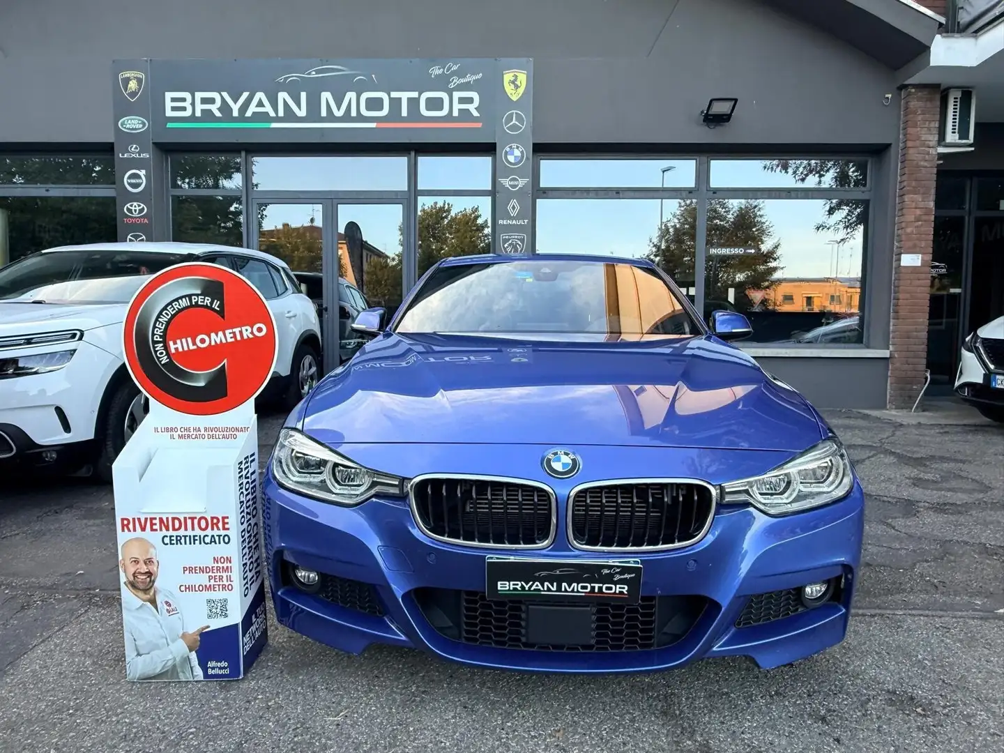 BMW 330 330e Msport Blau - 2