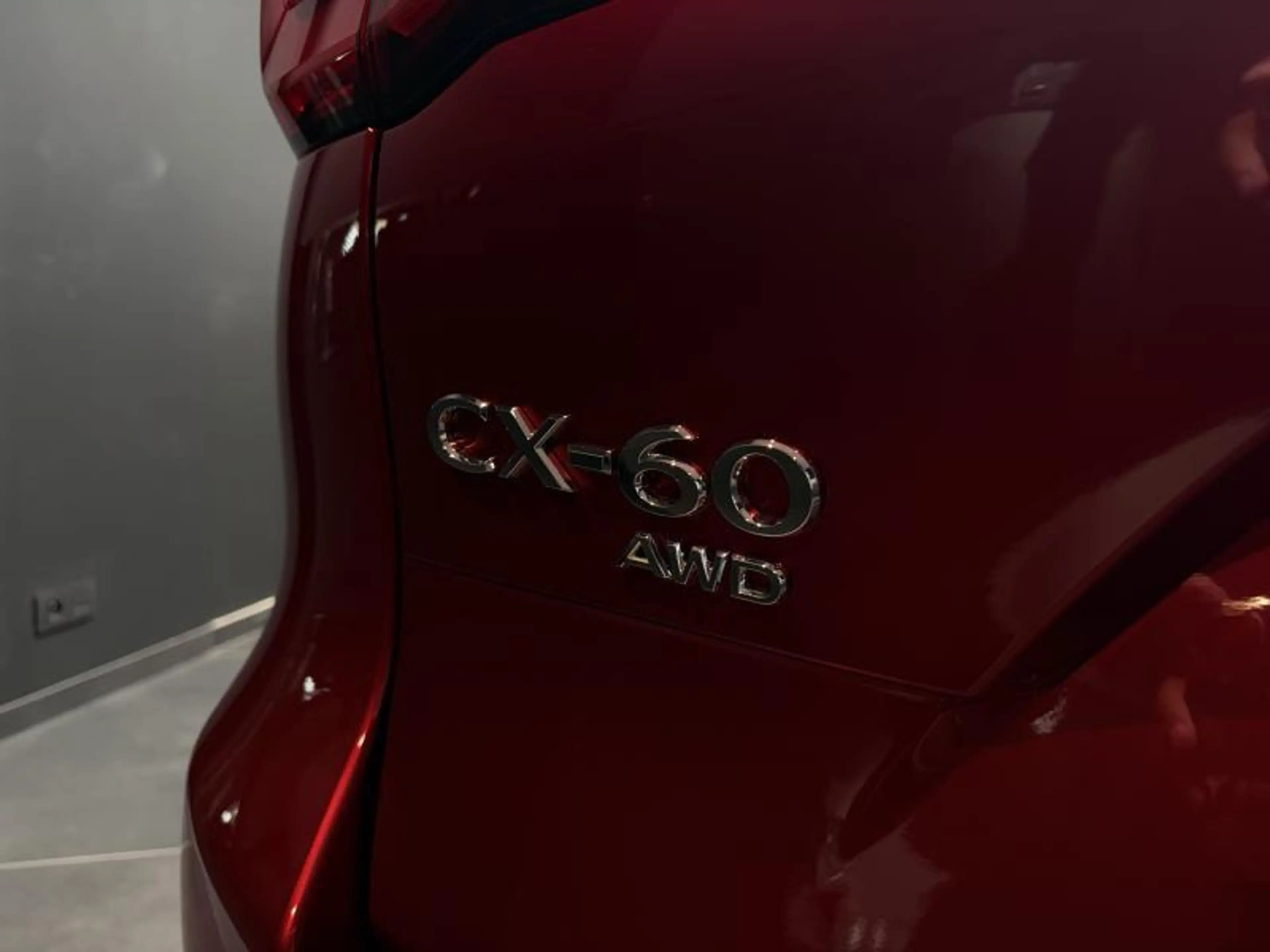 Mazda CX-60 2.5L e-SKYACTIV PHEV- AWD HOMURA PLUS — photo 12