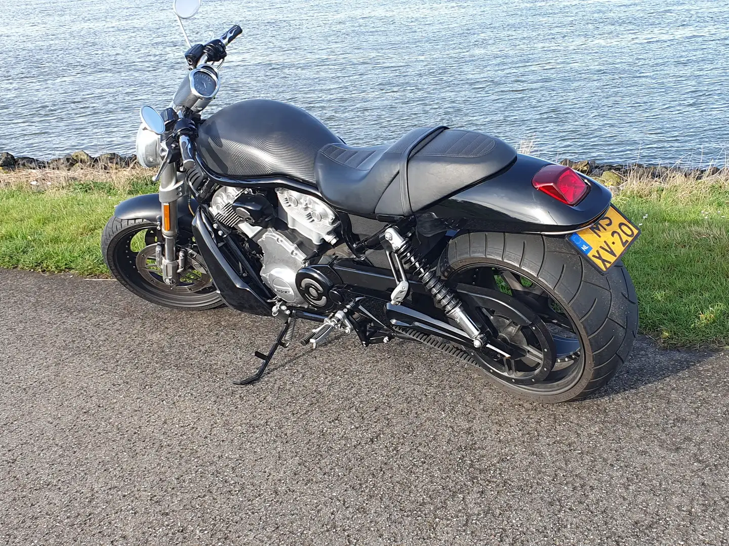 Harley-Davidson VRSC V-Rod VRSCR Streetrod Zwart - 1
