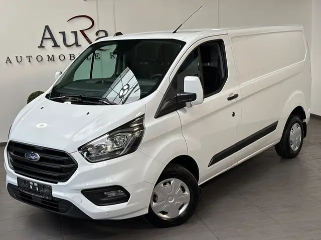 Ford Transit Custom view 2