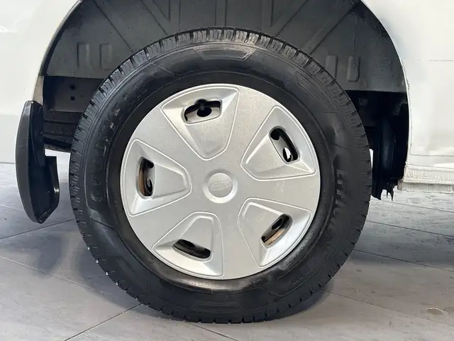 Ford Transit Custom view 3