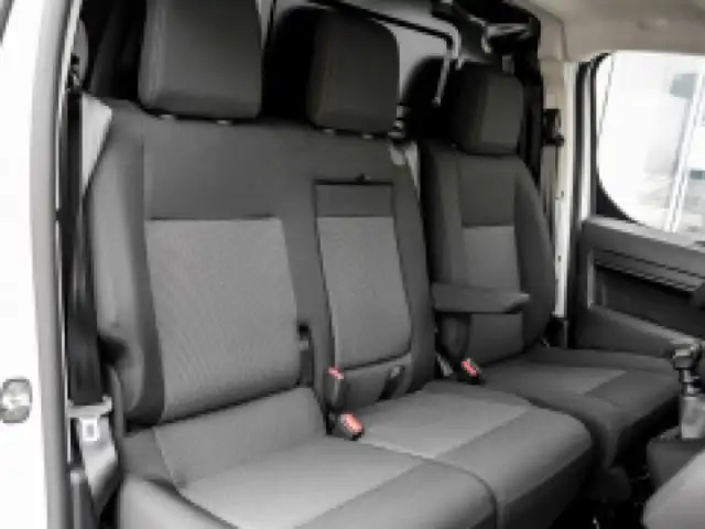 Opel Vivaro view 4