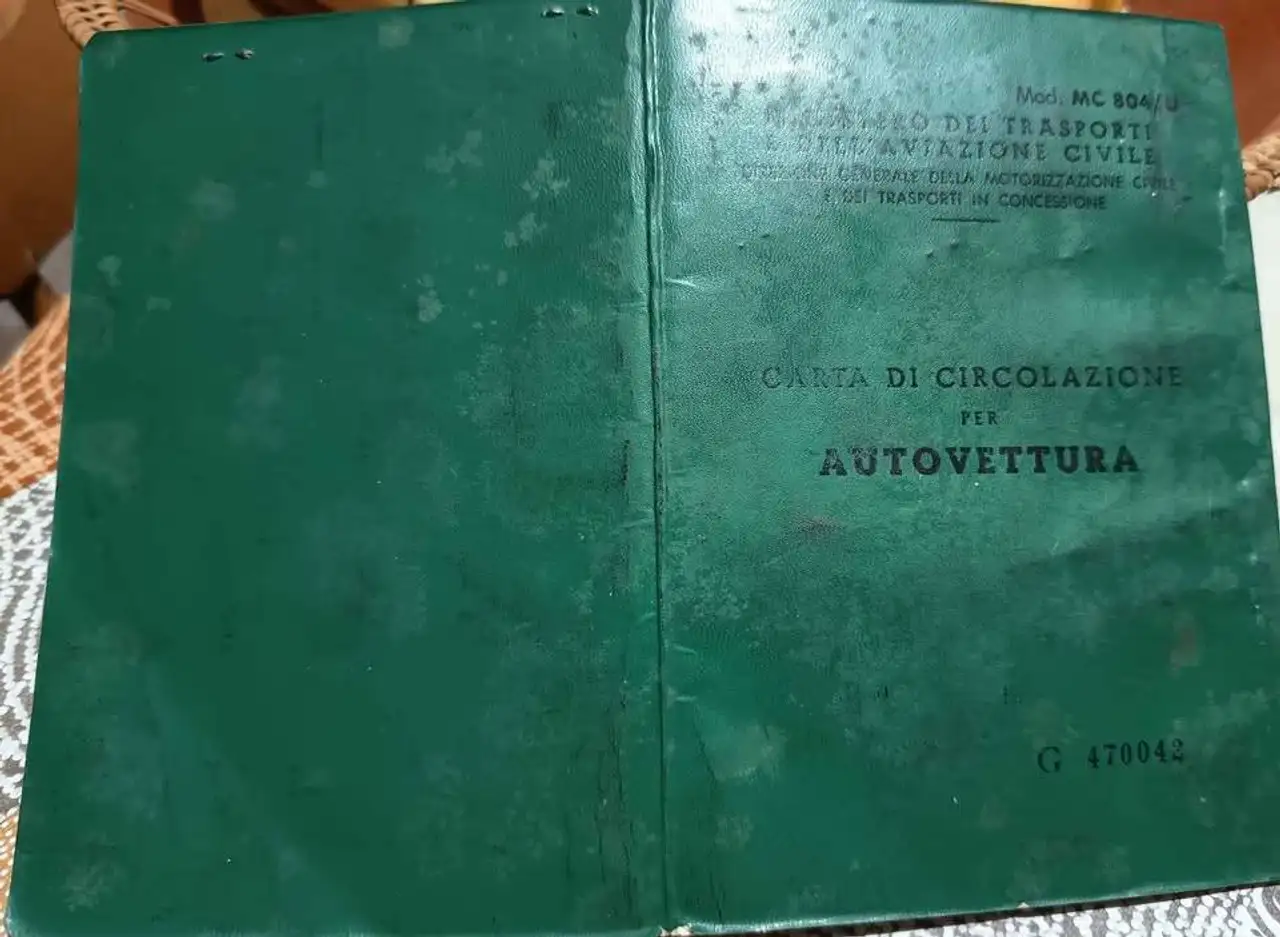 Volkswagen maggiolone cabrio 1303 1979 targhe nere, foto 6
