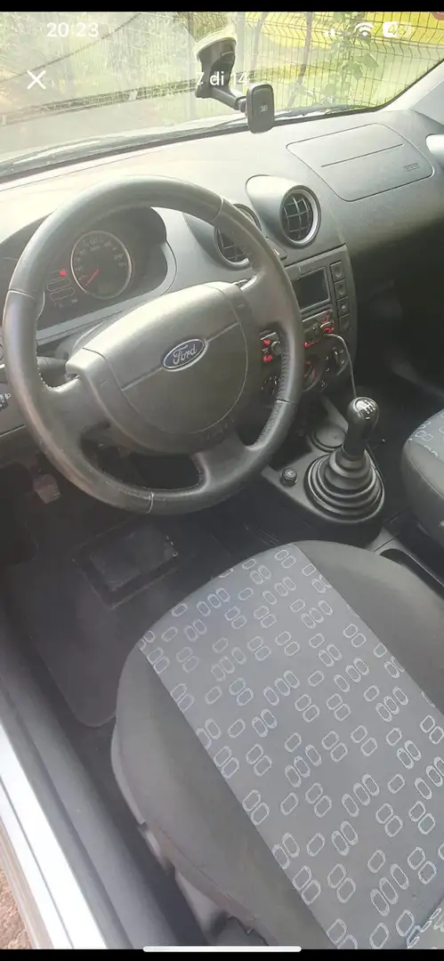 Ford Fiesta 1.3 Sport - 2