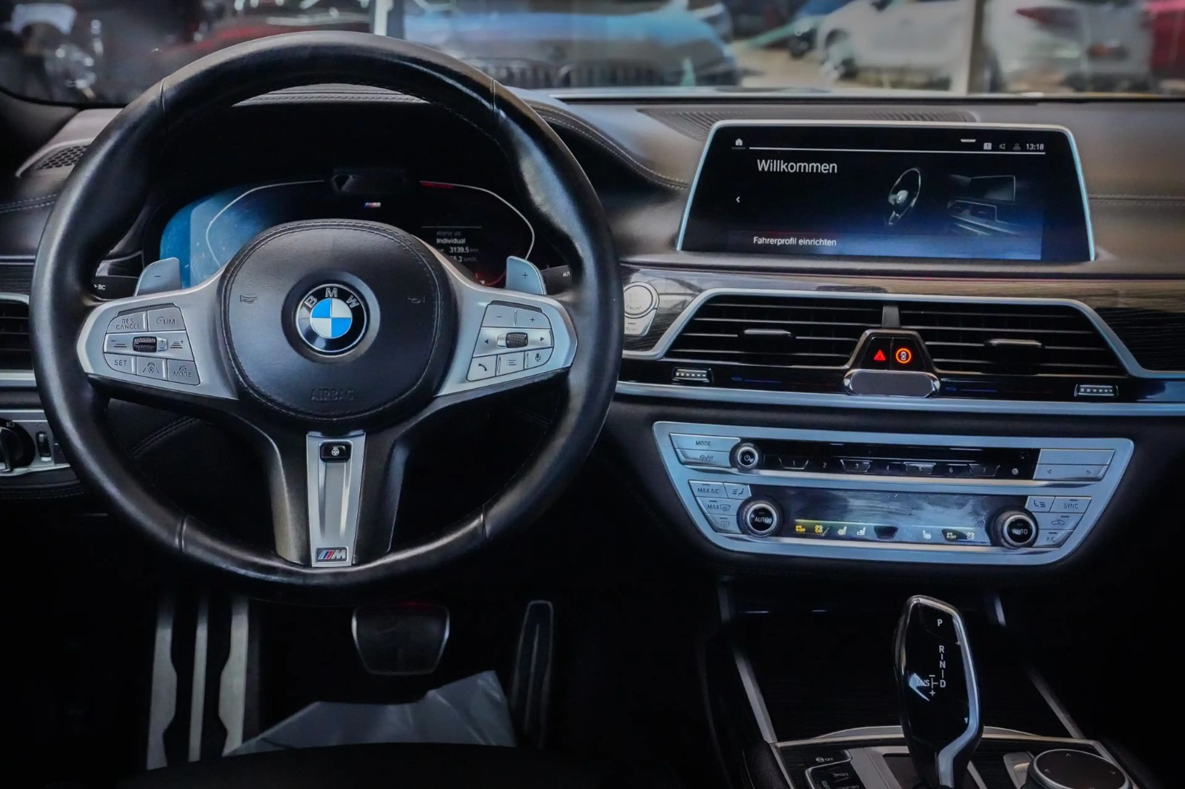 BMW 740 d xDrive *Lückenlos Scheckheft BMW* — photo 4