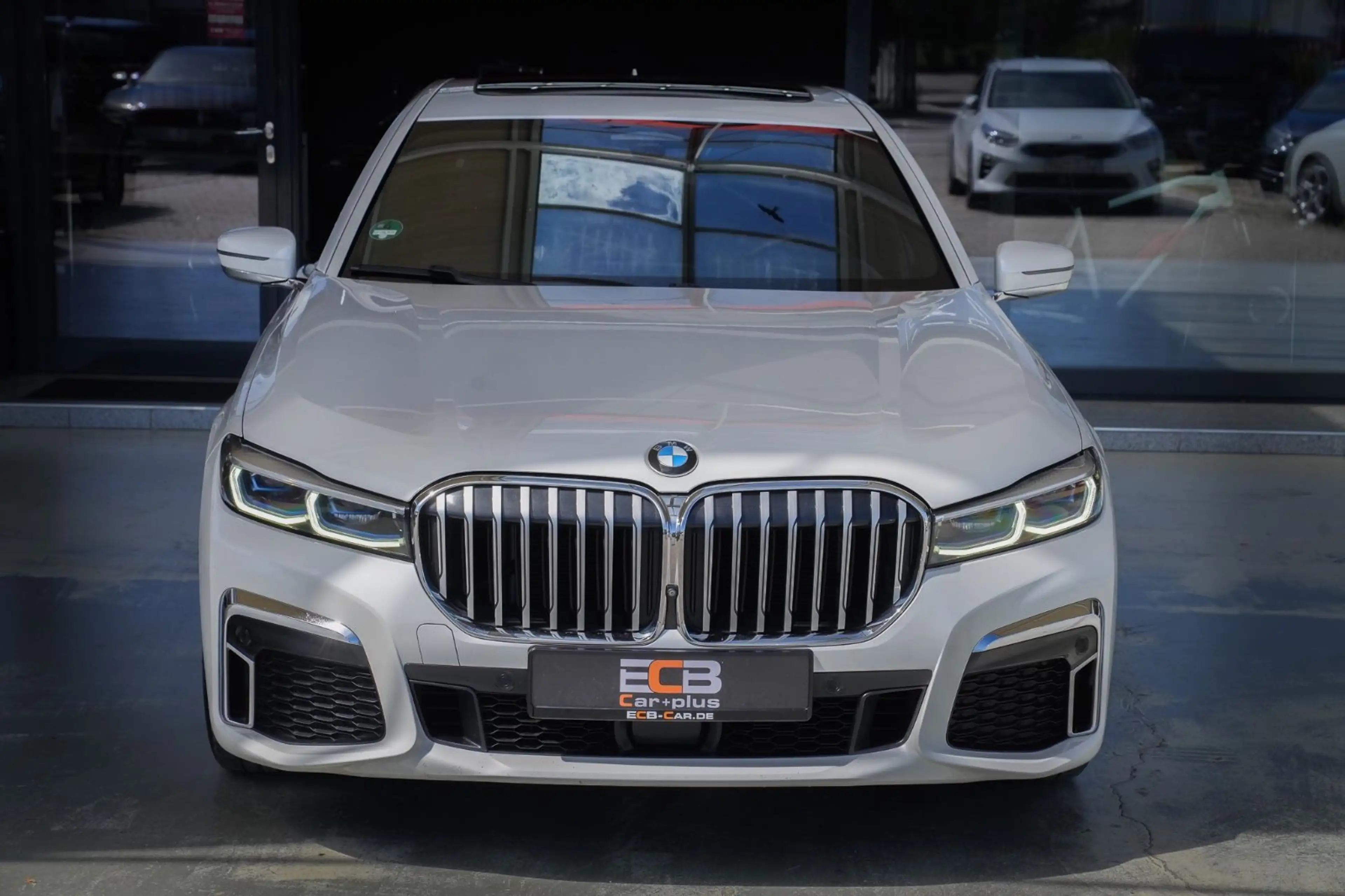 BMW 740 d xDrive *Lückenlos Scheckheft BMW* — photo 12
