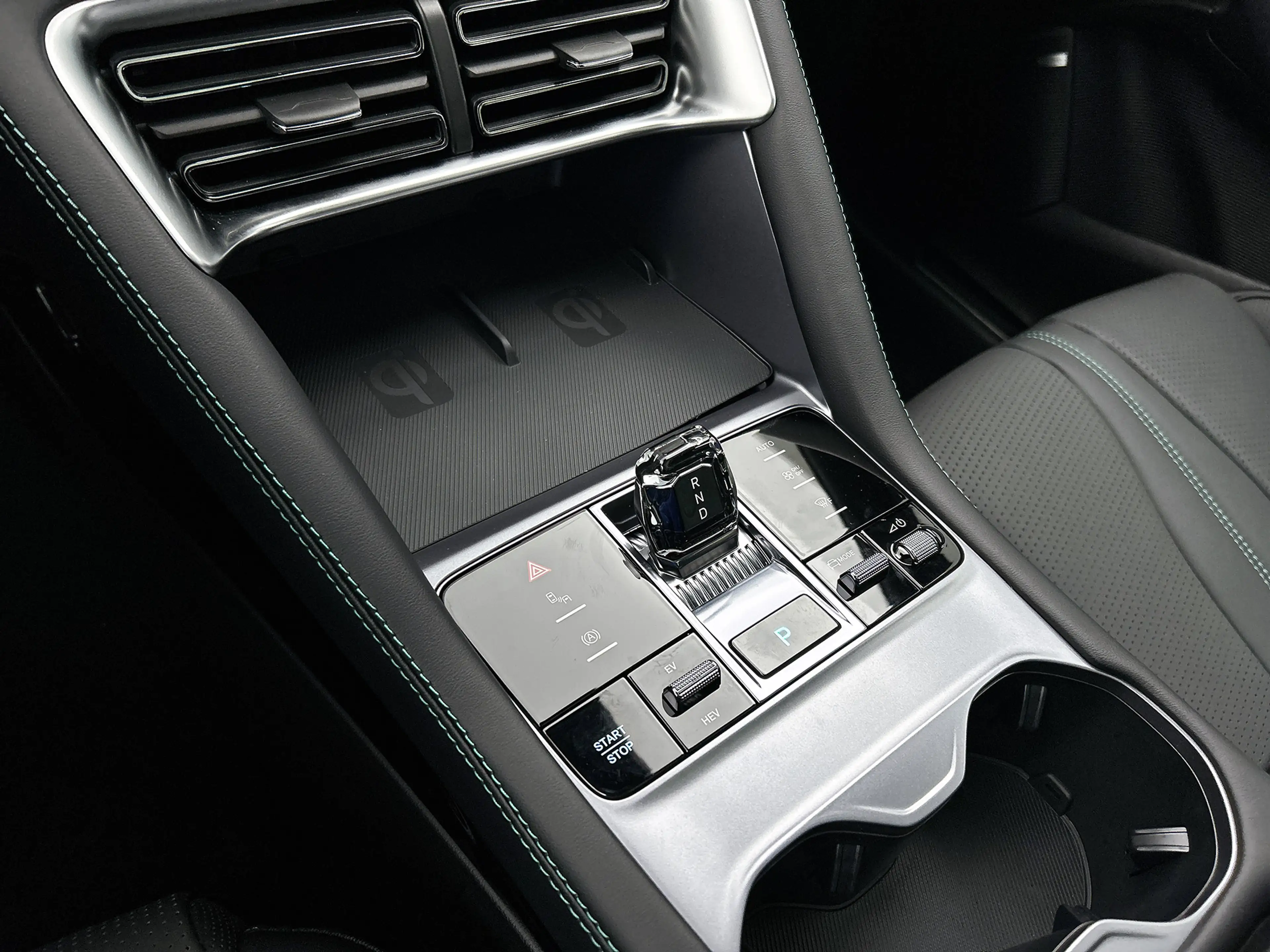 BYD Seal U 1.5 DM-i FWD Boost | 80 KM EV Range | BYD Dealer — photo 12