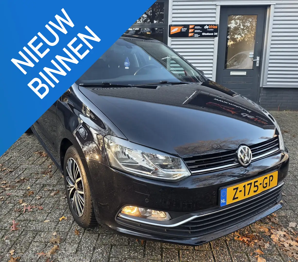 Volkswagen Polo 1.0 ALLSTAR **CLIMA-APK-CRUISECTRL** Zwart - 1
