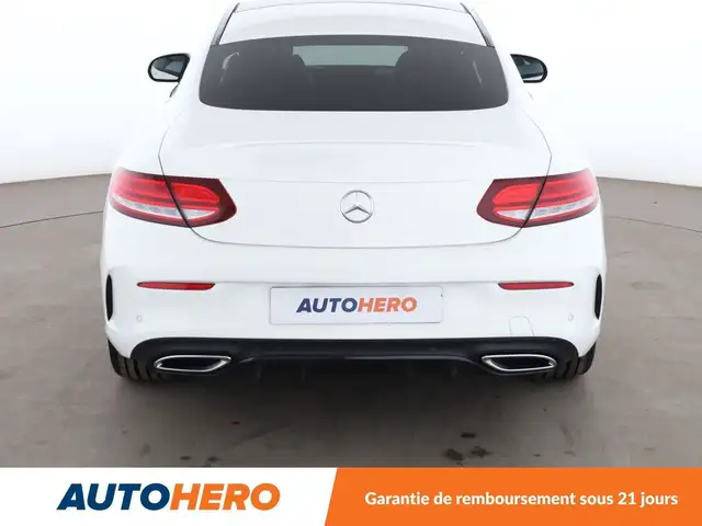 Mercedes-Benz C-Class view 5