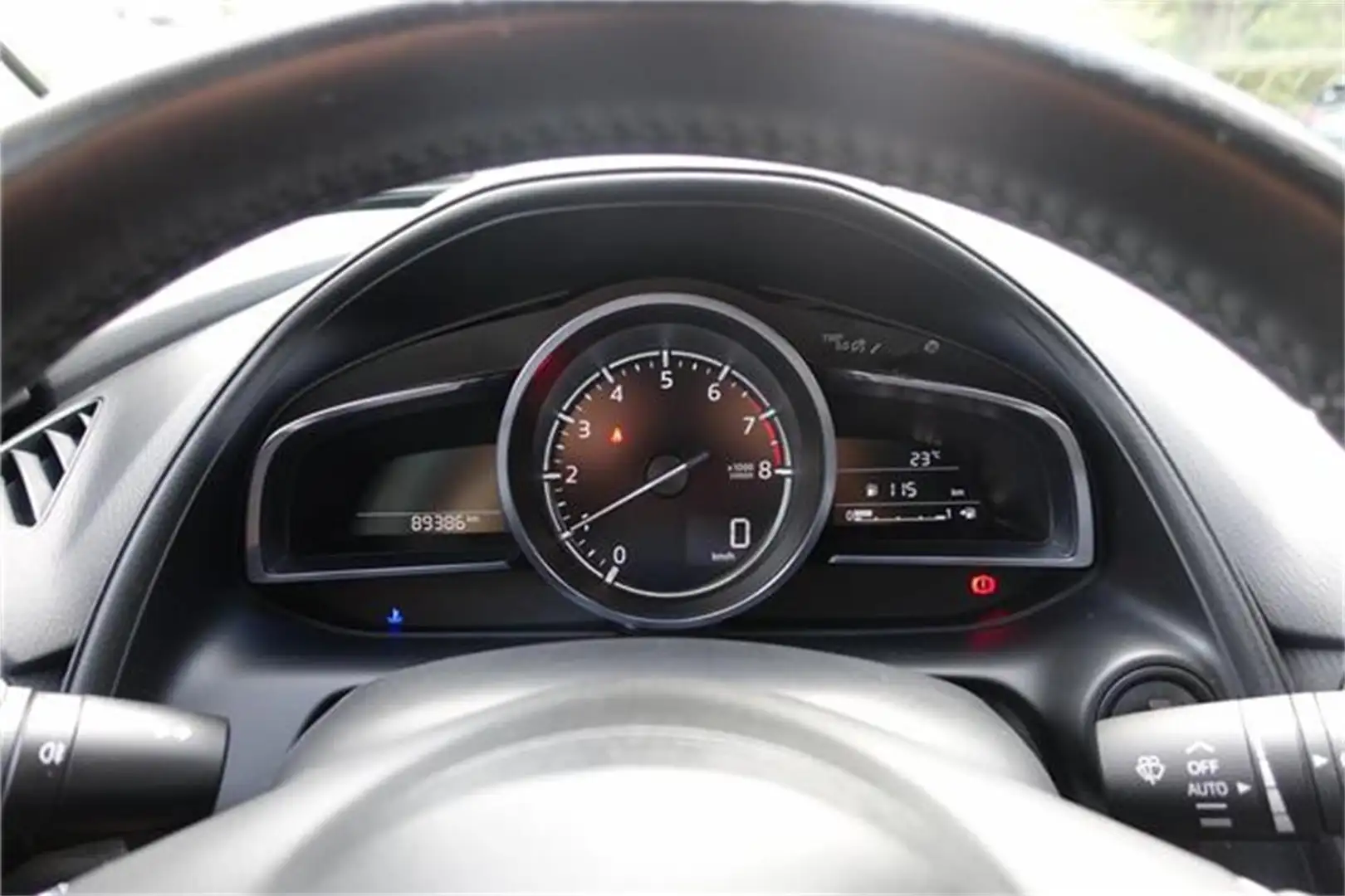 Mazda CX-3 G120 Takumi Grau - 2