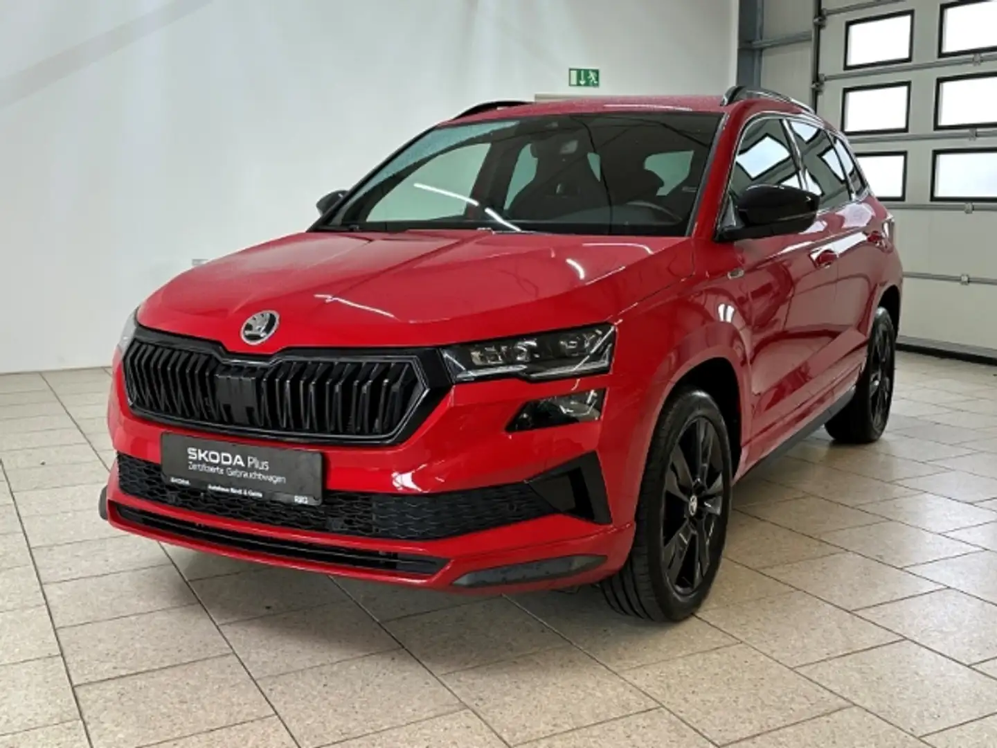 Skoda Karoq 1.5 TSI DSG Sportline DCC Navi ACC Matrix Kamera Rot - 2
