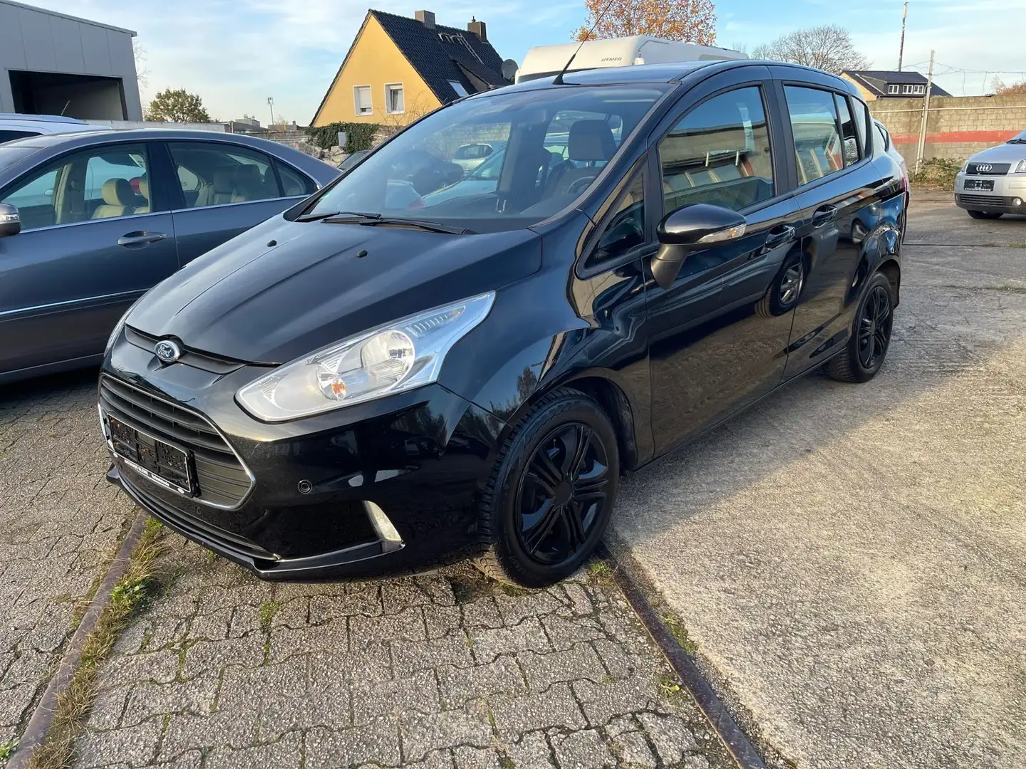 Ford B-Max B-MAX Trend orig.89000 km gepflegt Schwarz - 1