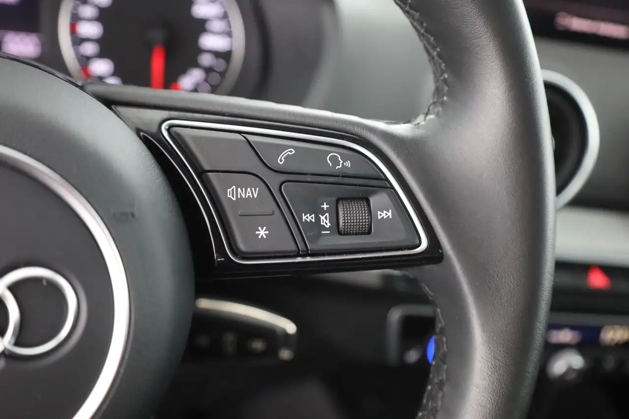 Audi Q2 1.5 TFSI LED App-Connect el. Heckklappe DAB, миниатюра 17