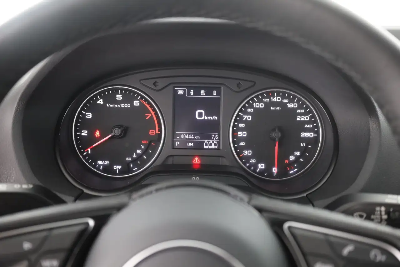 Audi Q2 1.5 TFSI LED App-Connect el. Heckklappe DAB, миниатюра 18