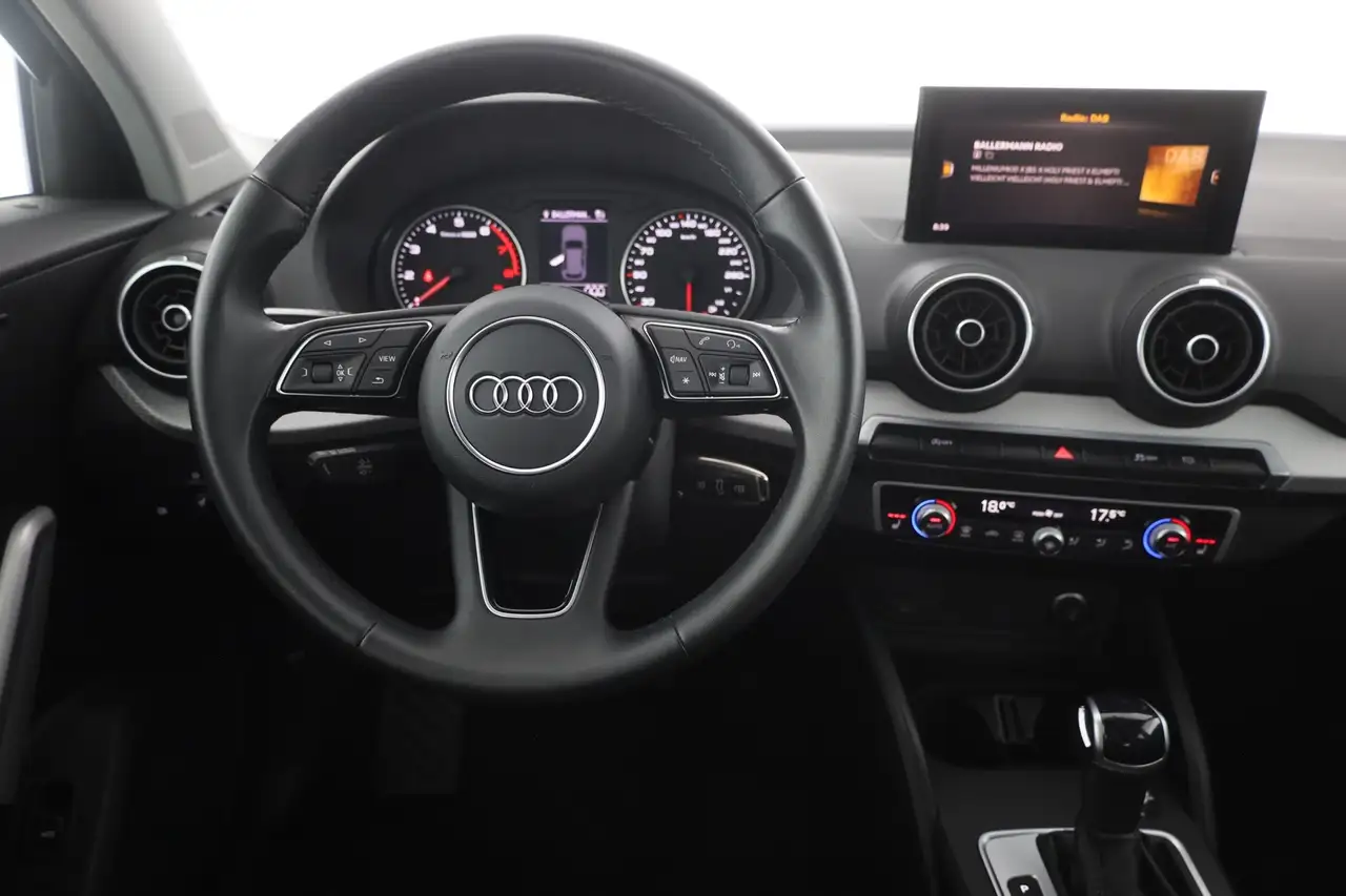 Audi Q2 1.5 TFSI LED App-Connect el. Heckklappe DAB, миниатюра 10