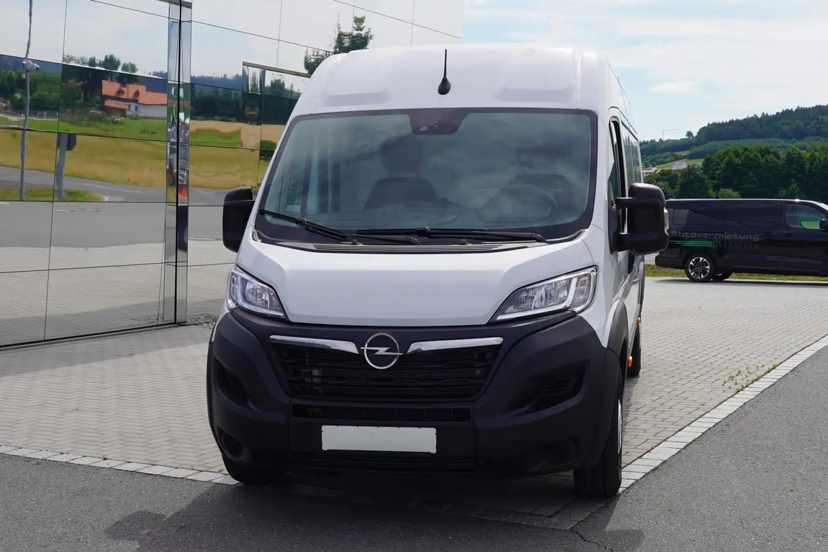 Opel MOVANO C 35 L4H2 2.2 165 PS PDC Standheizung Weiß - 1