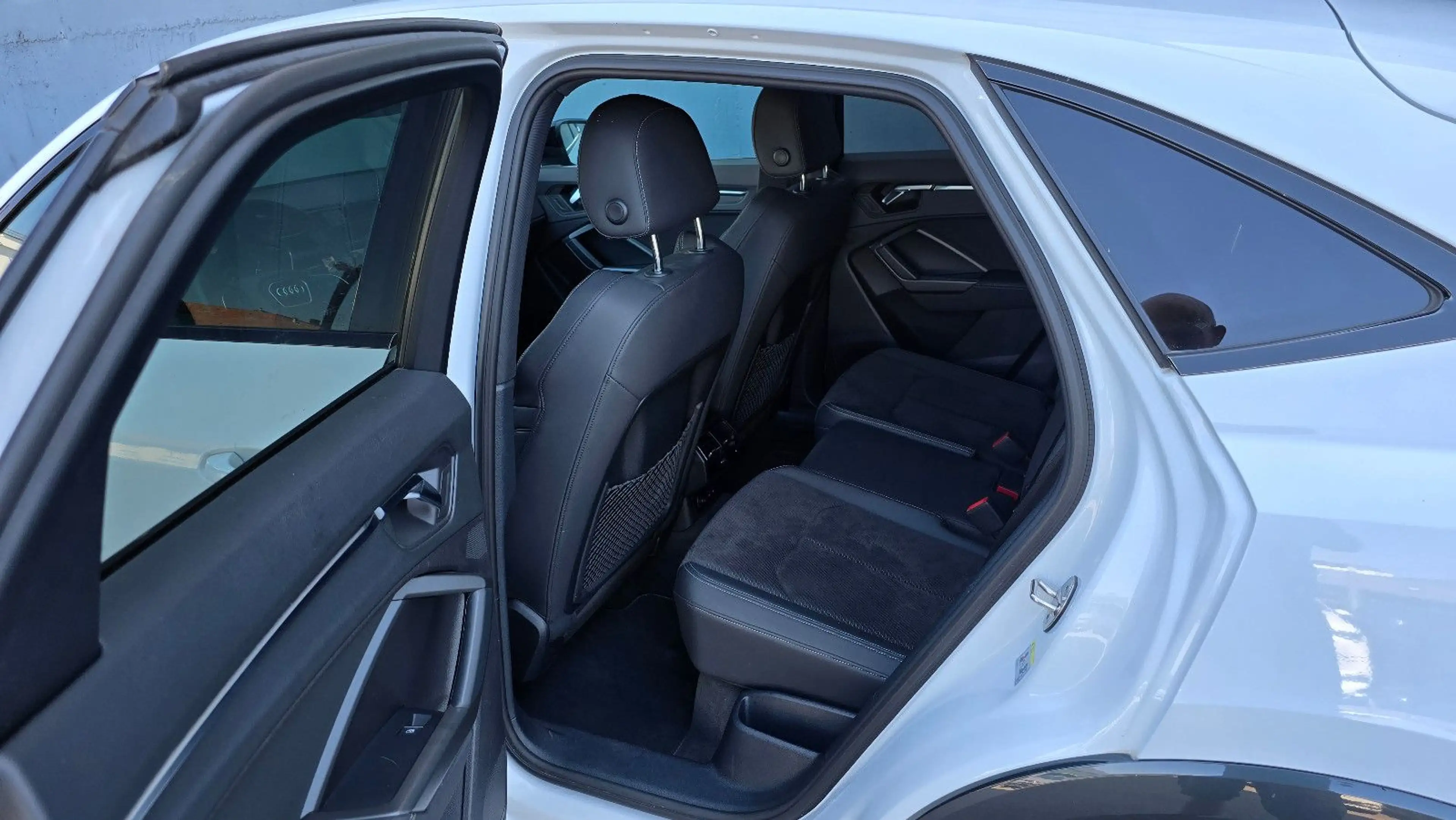 Audi Q3 40TDI quatt S tronic 3 x S line Matrix/ACC/19 — photo 9