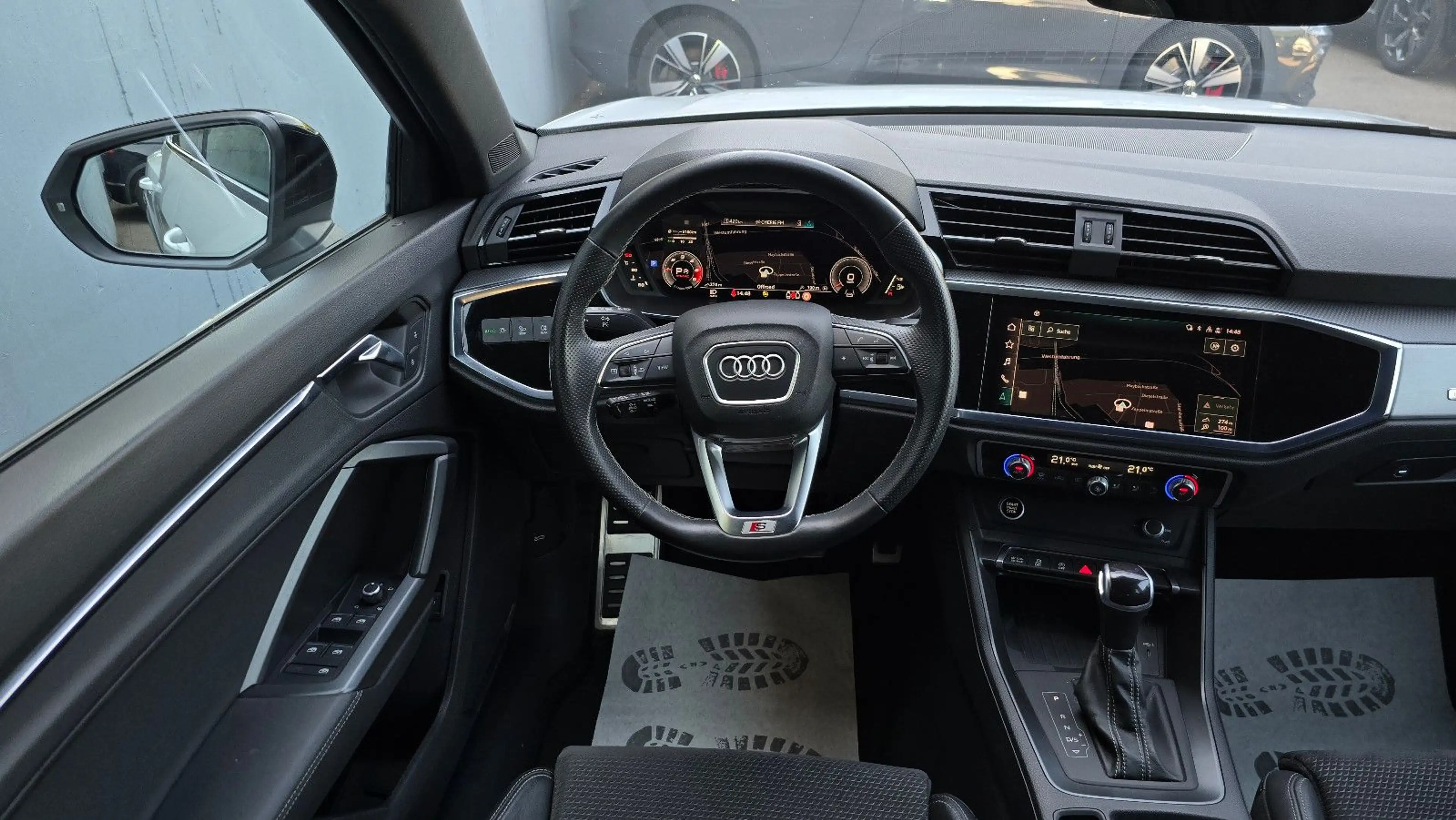 Audi Q3 40TDI quatt S tronic 3 x S line Matrix/ACC/19 — photo 10