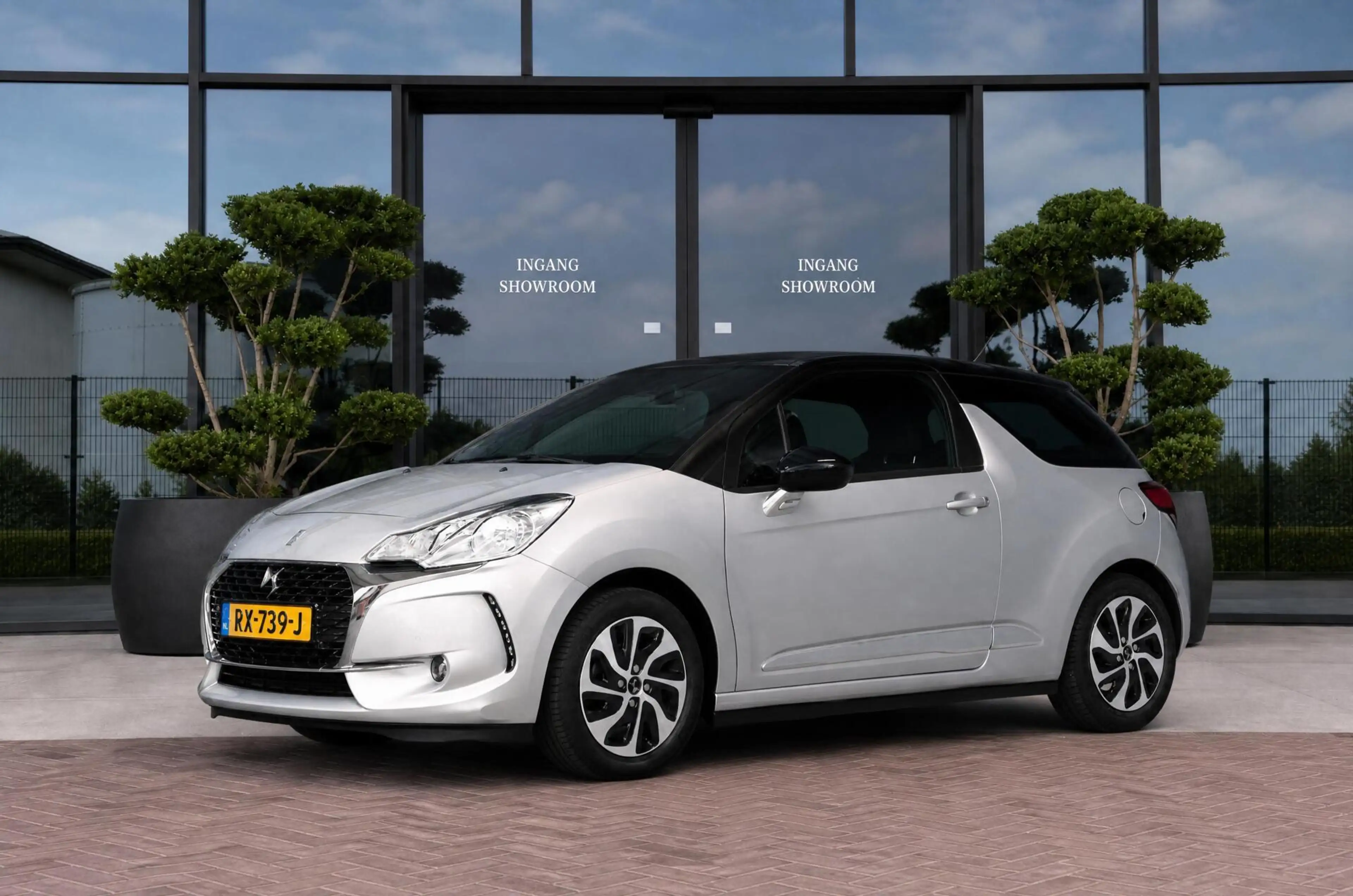 DS Automobiles DS 3 1.2 PureTech So Chic CAMERA | NAV | PDC