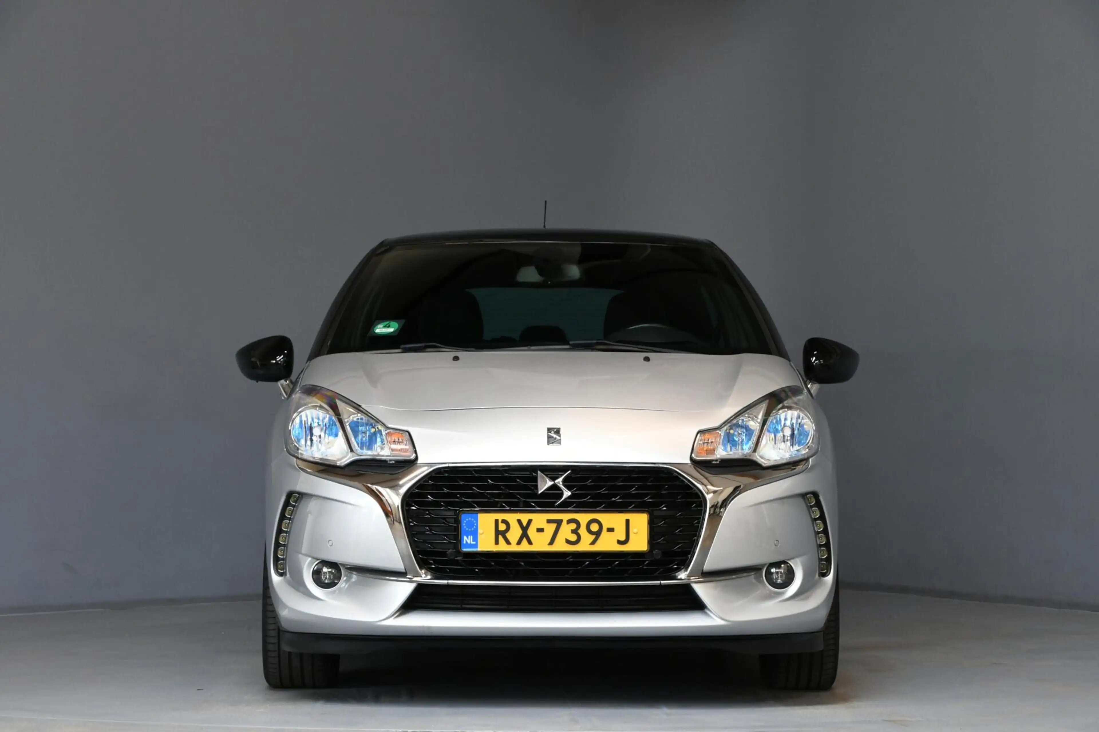 DS Automobiles DS 3 1.2 PureTech So Chic CAMERA | NAV | PDC — photo 3