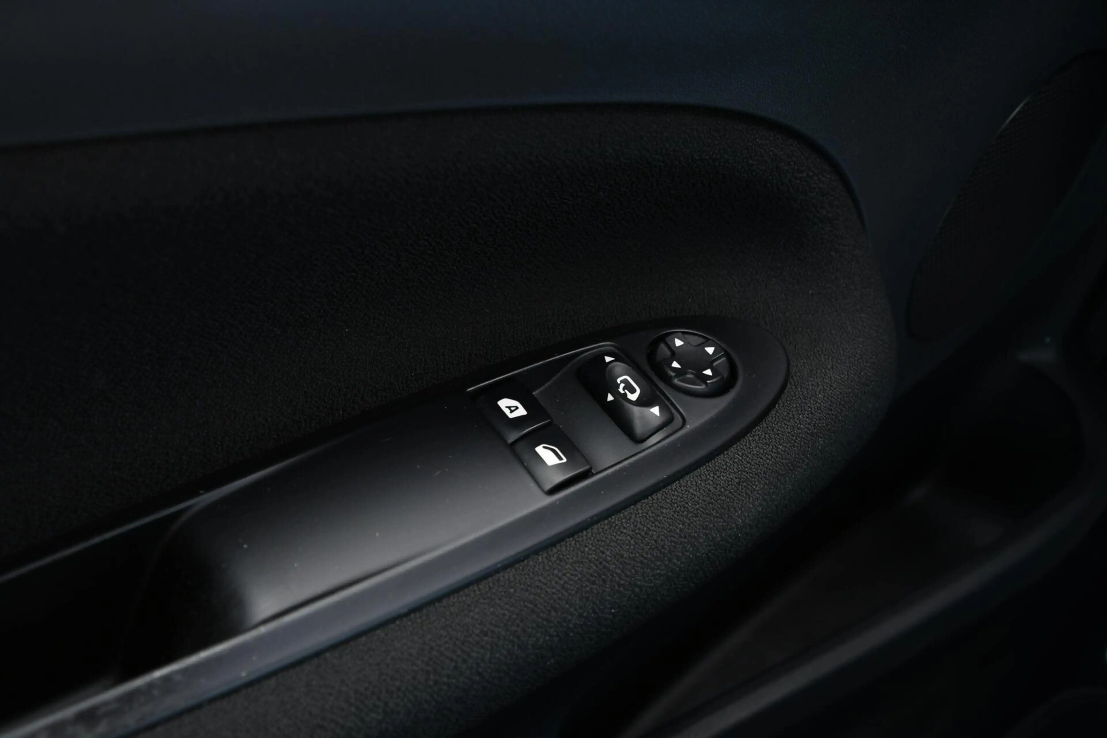 DS Automobiles DS 3 1.2 PureTech So Chic CAMERA | NAV | PDC — photo 15