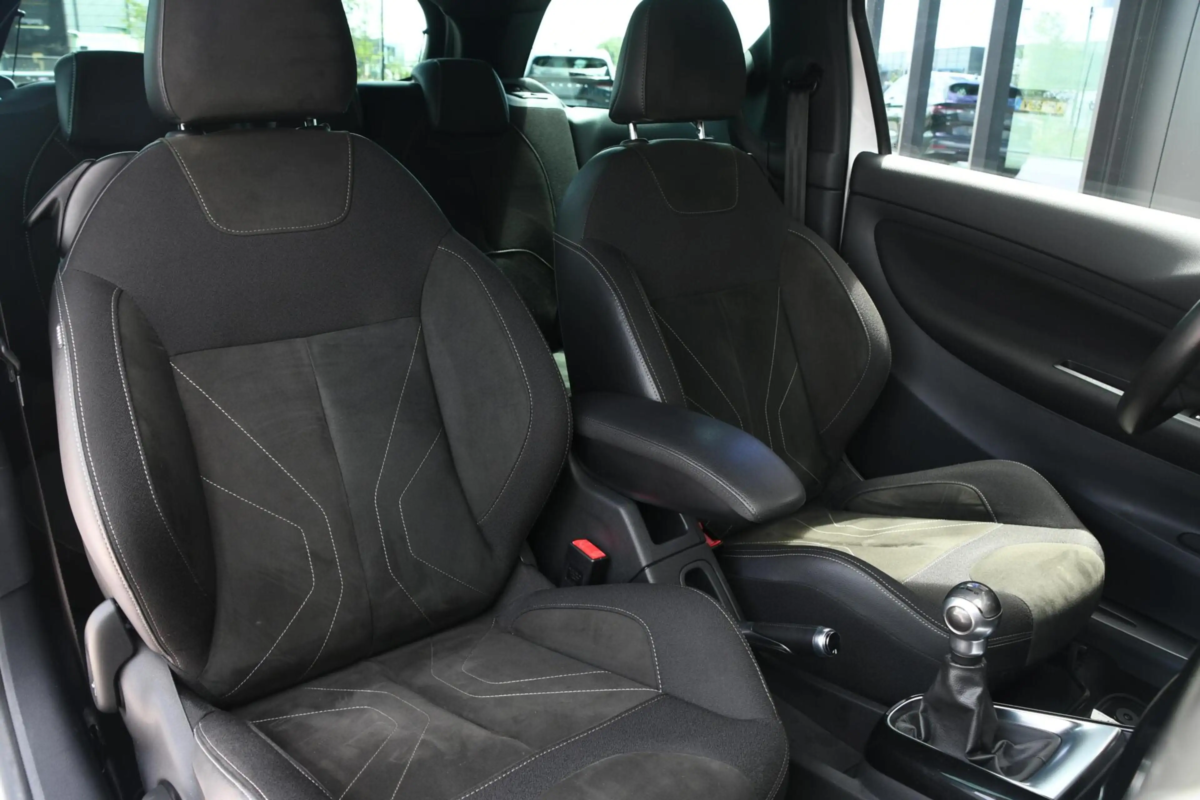 DS Automobiles DS 3 1.2 PureTech So Chic CAMERA | NAV | PDC — photo 17