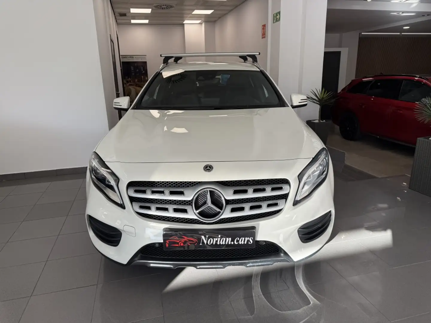 Mercedes-Benz GLA 200 200d 7G-DCT Bianco - 2