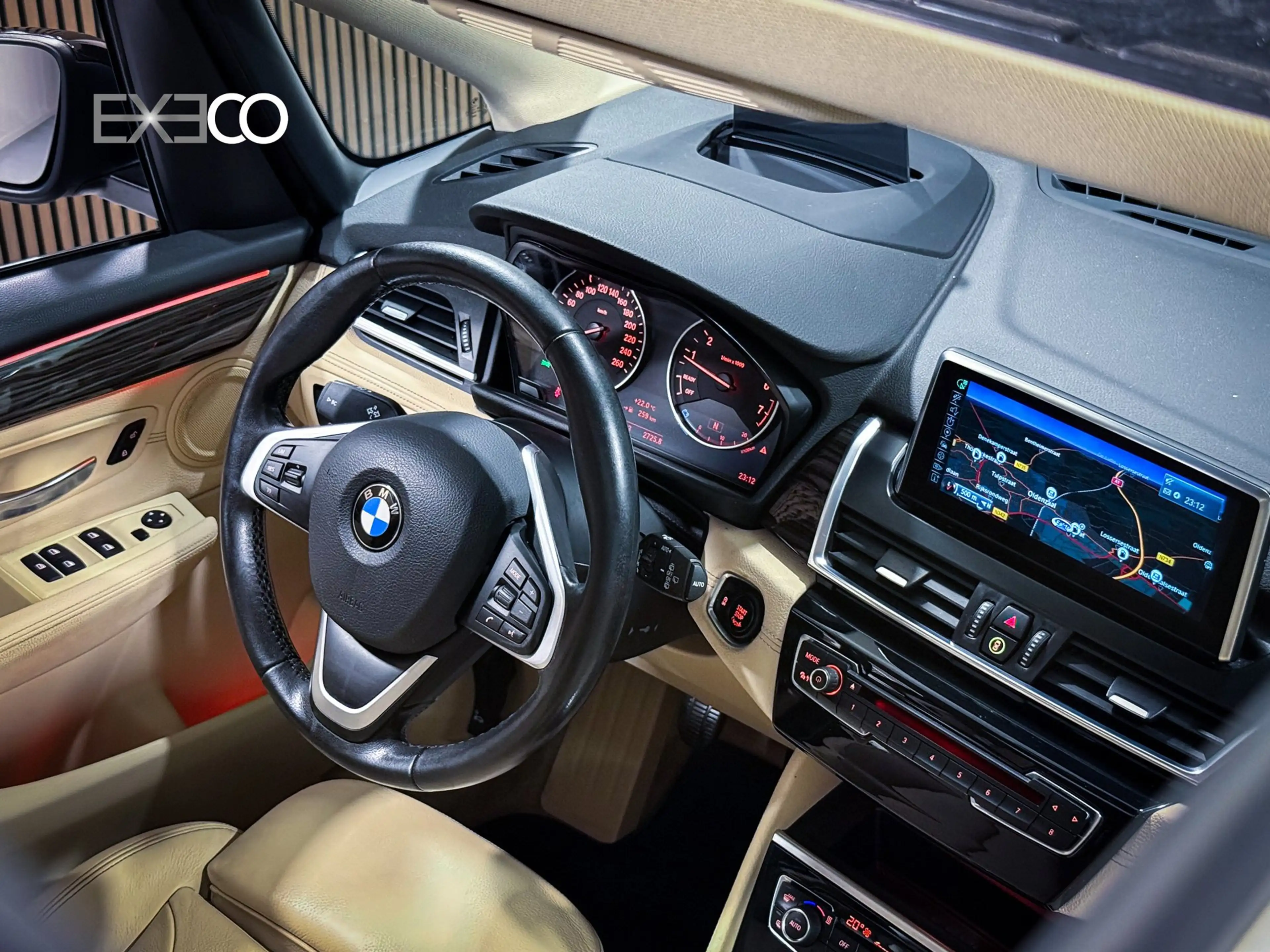BMW 218 2-serie Active Tourer 218i Luxury |Pano|HUD|Leder| — photo 4