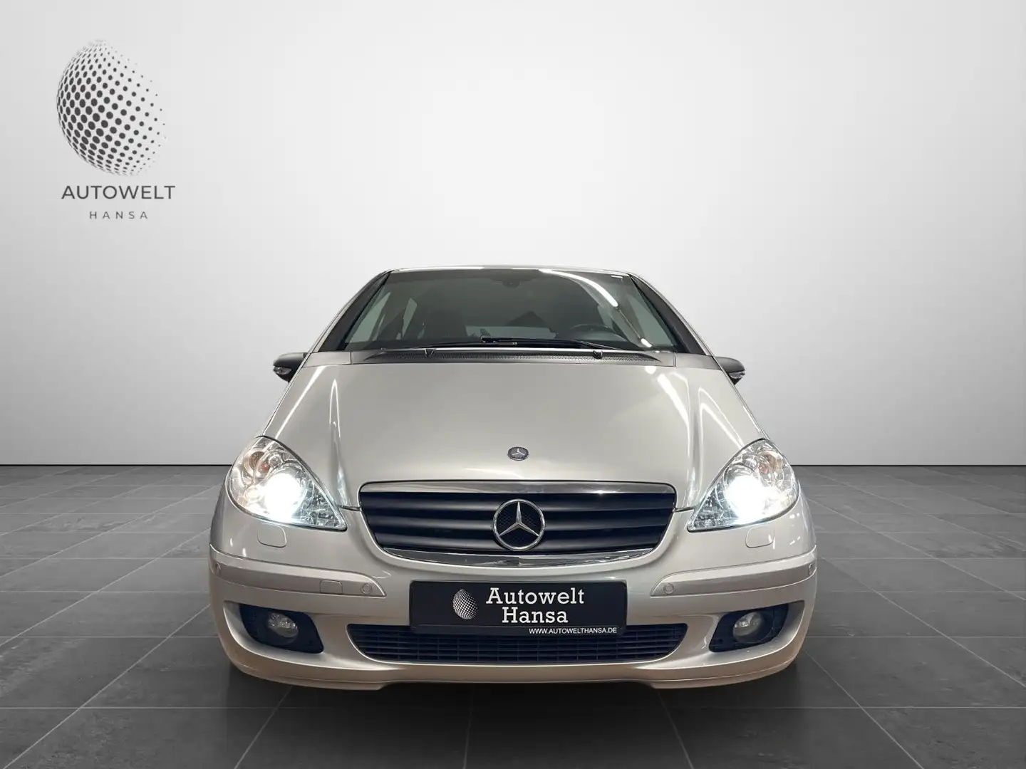 Mercedes-Benz A 200 Classic 2.HD/XENON/GARANTIE/AUTOMATIK/ Silber - 2