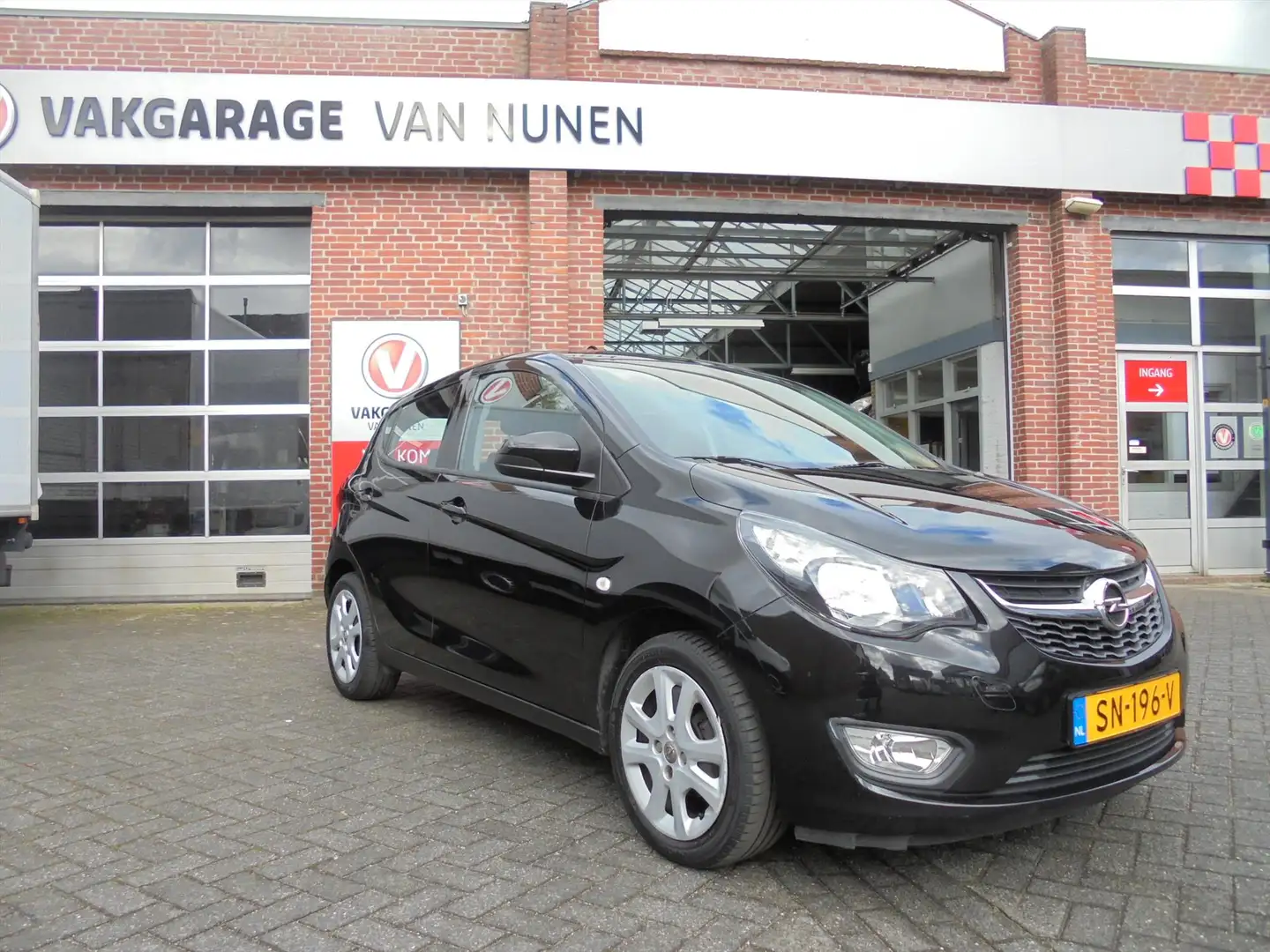 Opel Karl 1.0 ecoFLEX 75pk Edition Schwarz - 1