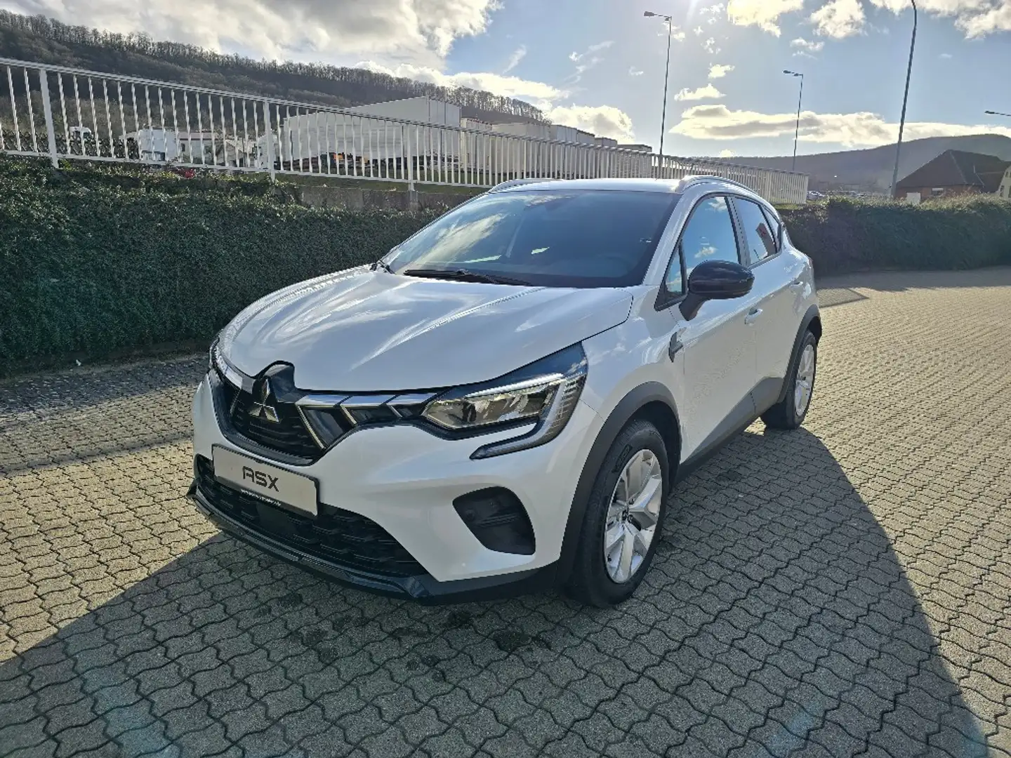 Mitsubishi ASX PLUS 1.3 Standheizung Wit - 1