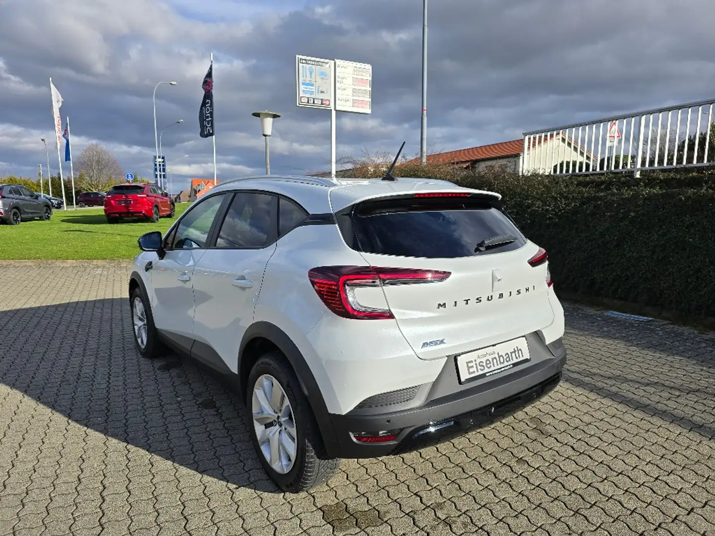 Mitsubishi ASX PLUS 1.3 Standheizung Weiß - 2